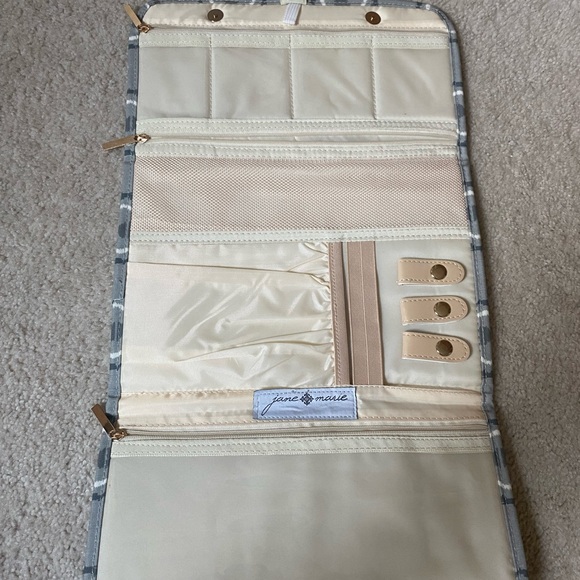 Make perfect - Picture 3 of 3